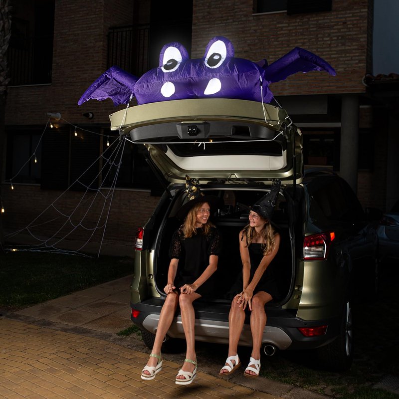 Zone Tech 6 FT Inflatable Bat Car Trunk Decor with LEDs - 1-Pack Halloween Decoration