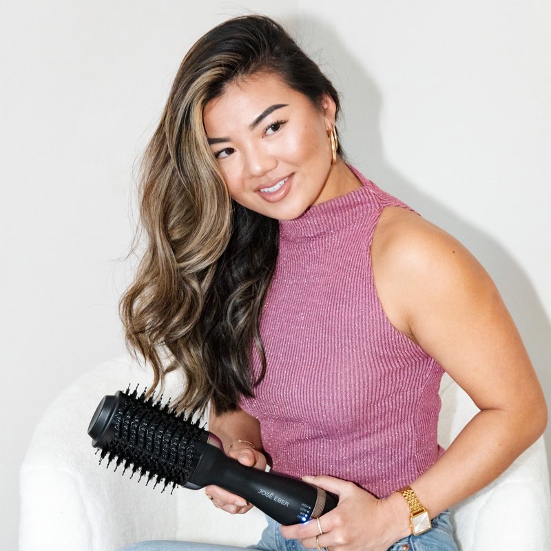 Air Style Blow Out Brush - Dries, Volumizes & Styles Hair