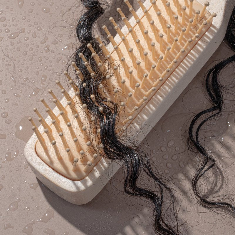 Curl Activating Detangler Brush with Bamboo Handle - EcoTools