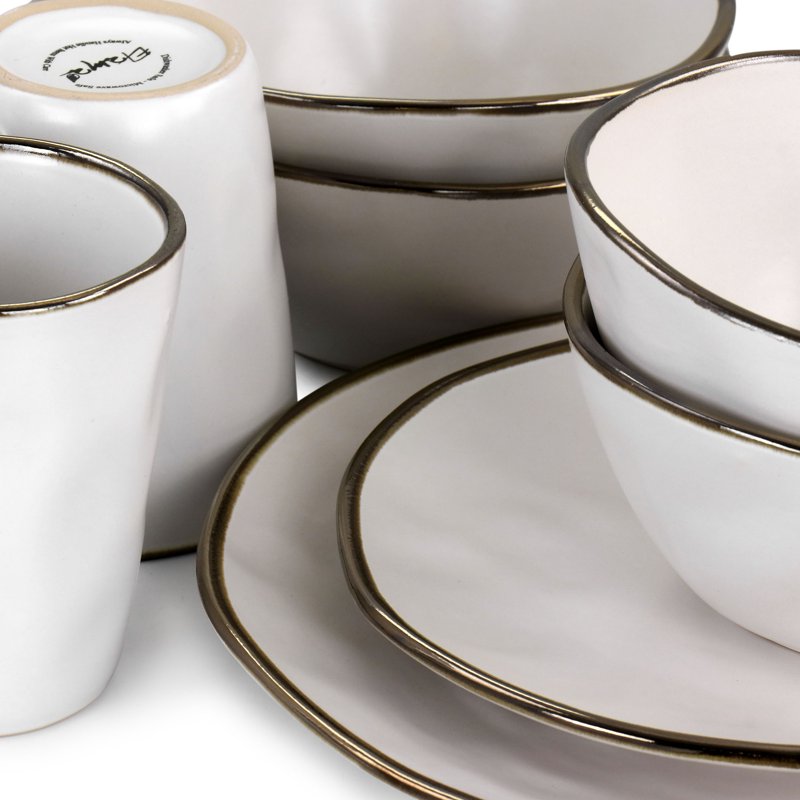 16 Piece Stoneware Dinnerware Set - Matte White with Gold Rim