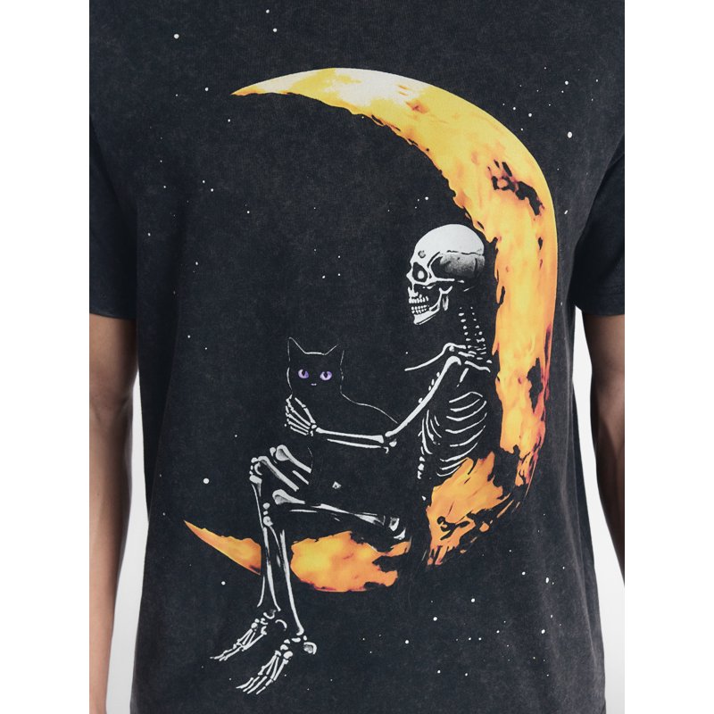 Halloween Skeleton Moon Graphic T-Shirt for Men - Mineral Wash, M