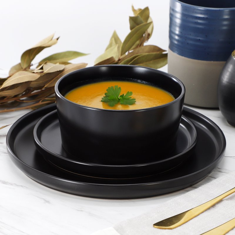 18-Piece Stoneware Dinnerware Set for 6 - Matte Black
