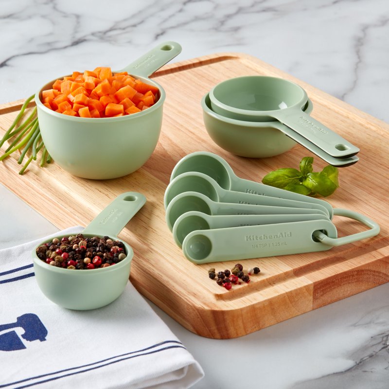 9-Piece Plastic Stackable Measuring Cups & Spoons Set - Pistachio