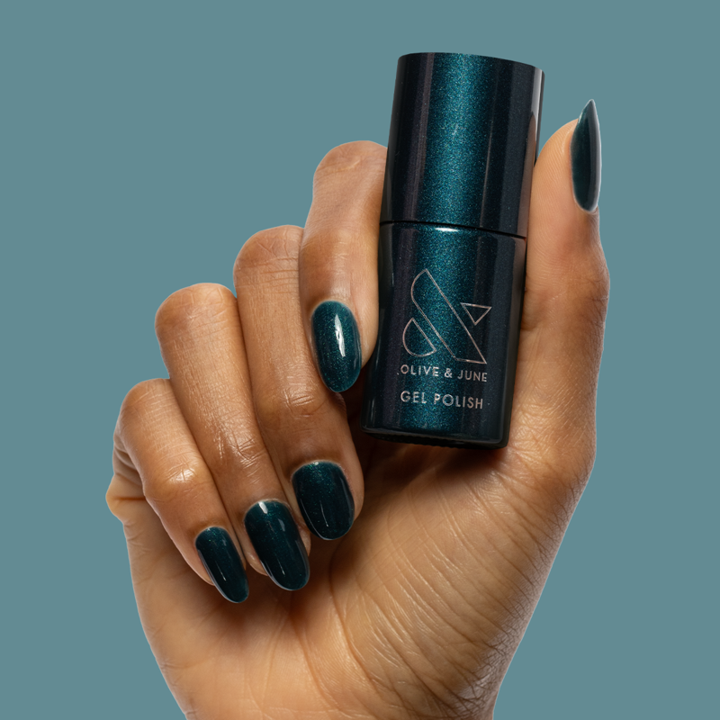 Long-Lasting Gel Nail Polish - Dancing Green Emerald Chrome - 0.46 fl oz