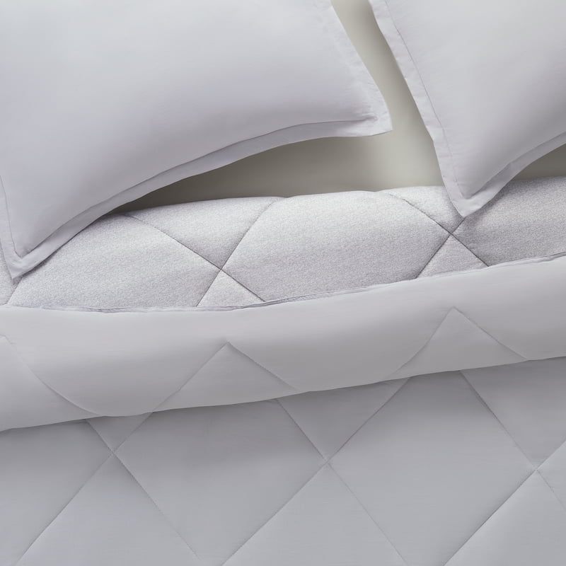 Queen Cooling Bed Set - Supersoft Reversible Comforter & Solid Sheet, Micro Chip Grey
