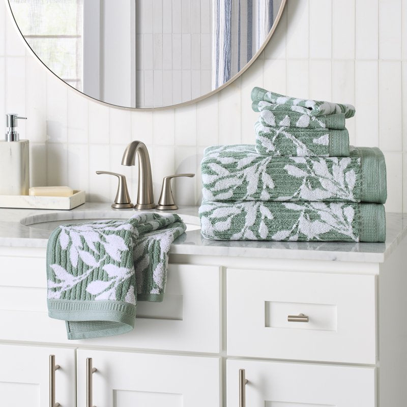 Better Homes & Gardens Signature Soft Floral Bath Towel - Green River/Arctic White - 30x56