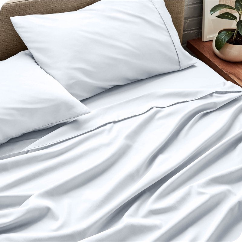 Queen White Microfiber Sheet Set - Wrinkle Resistant & Deep Pocket Bedding