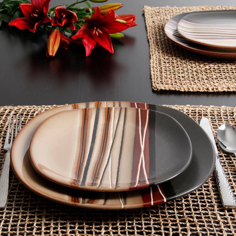 16-Piece Dinnerware Set - Brown - Durable Stoneware