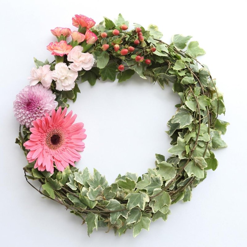 8-Inch Reusable Metal Wreath Frame for Holiday DIY Crafts and Decorations