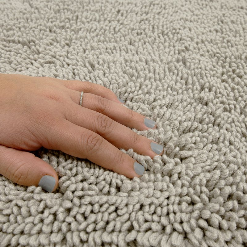 Non-Slip Cotton Bath Mat - Classic Plush Washable Rug, Silver, 2'3" x 3'9"