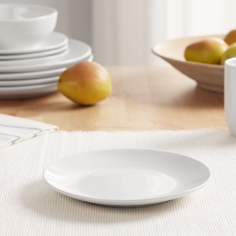 Glazed White Round Stoneware Salad Plate - 7.5 Inch