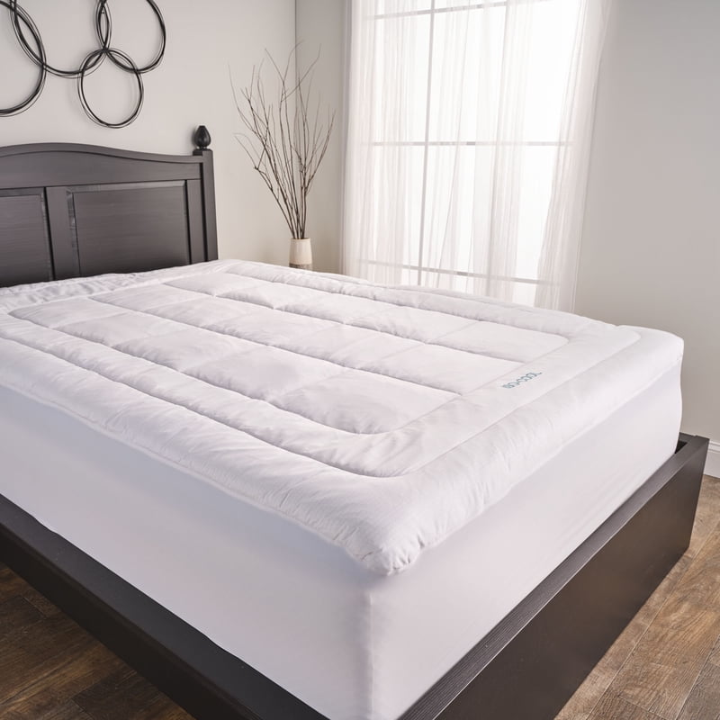 Full Size Serene Foam Mattress Topper with Outlast Cover - 3 Inch Comfort