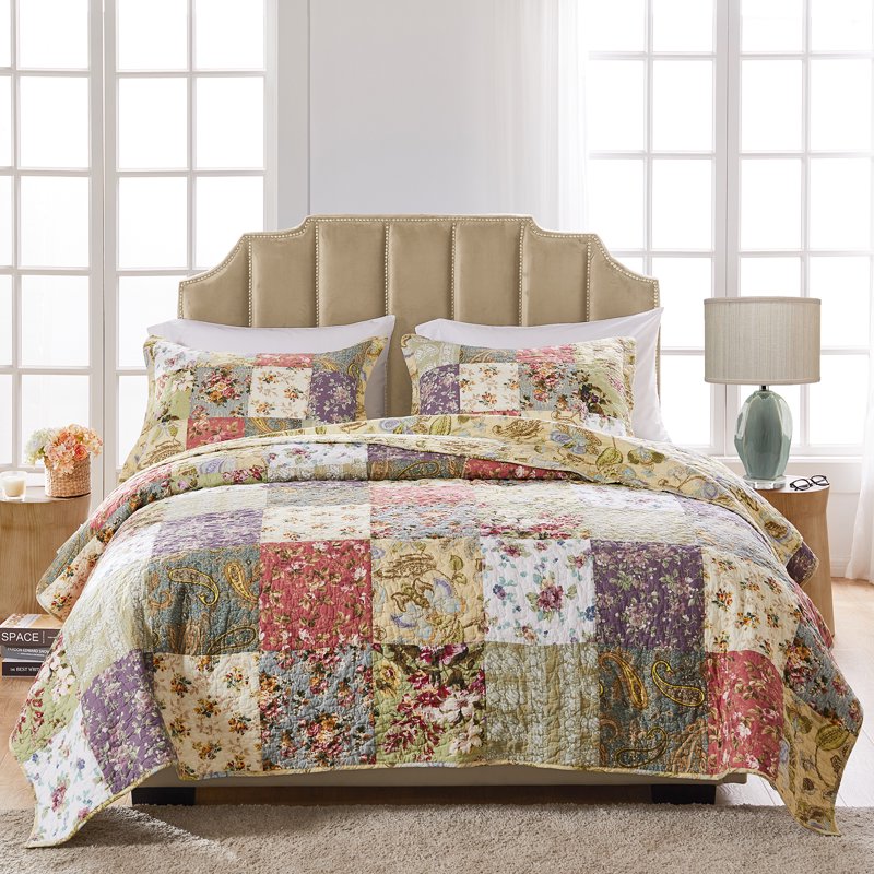 Full/Queen Reversible Cotton Quilt Set with Pillow Shams - Blooming Prairie