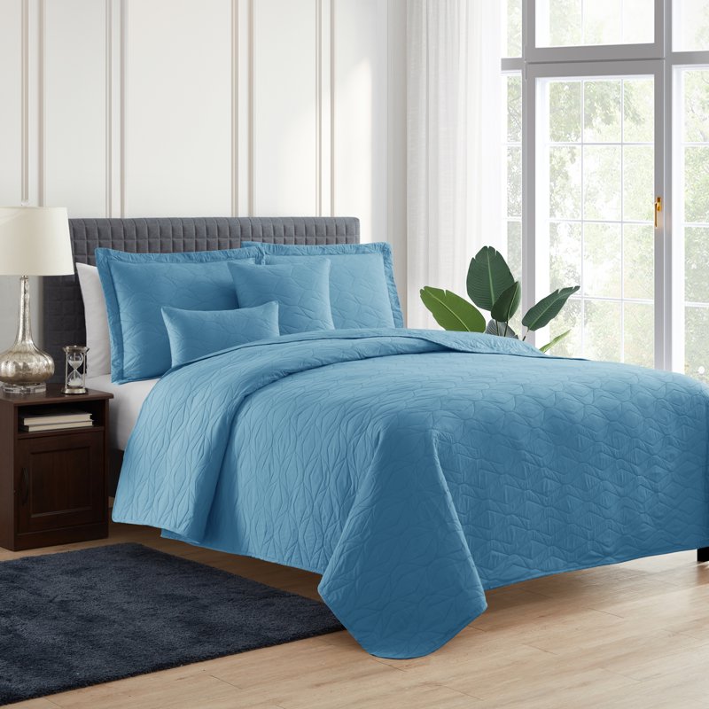 Queen Microfiber Quilt Set with Pillow Shams and Euro Shams - Blue Heaven, Ellipse Weave