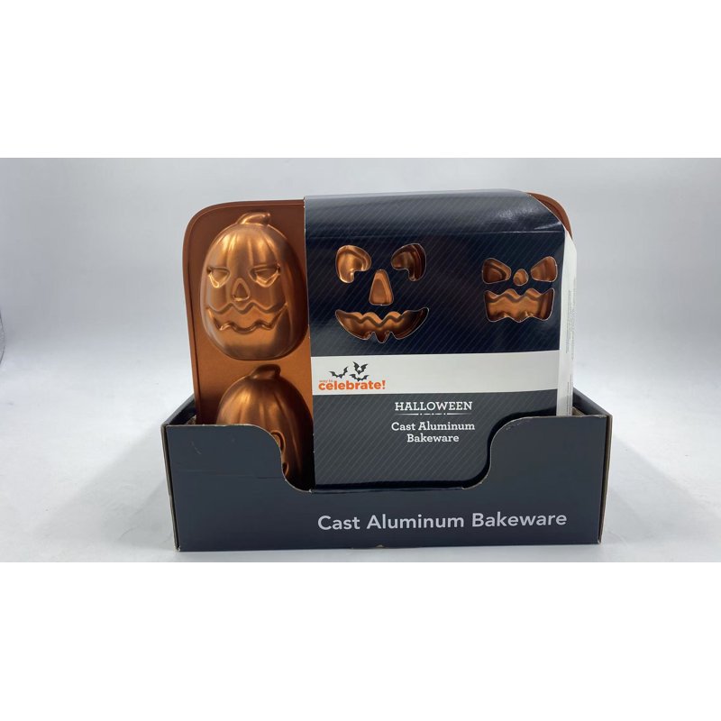Pumpkin-Shaped Baking Pan 6-Cavity Cast Aluminum Halloween Cake Mold