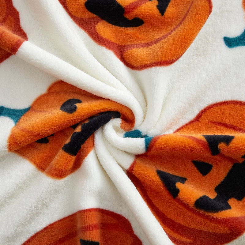 Halloween Jack-O'-Lantern Plush Oversized Couch Throw Blanket - Pumpkins, Cream & Orange, 50 x 72 in