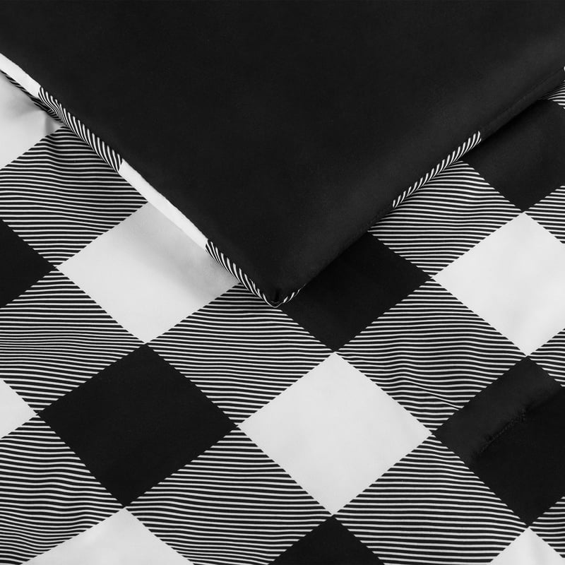 Queen Serta Simply Clean Bed in a Bag Bedding Set - Black Buffalo Check
