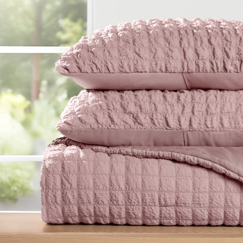 Full/Queen Seersucker Textured Comforter Set - Rose 3-Piece All-Season Bedding