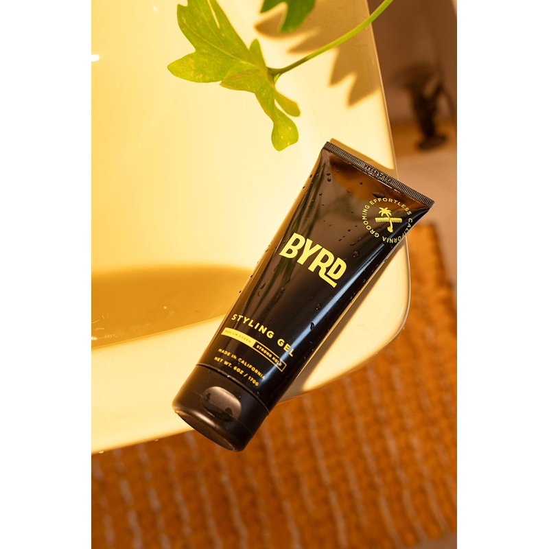 Barber-Formulated Hair Styling Gel for Active All-Day Hold