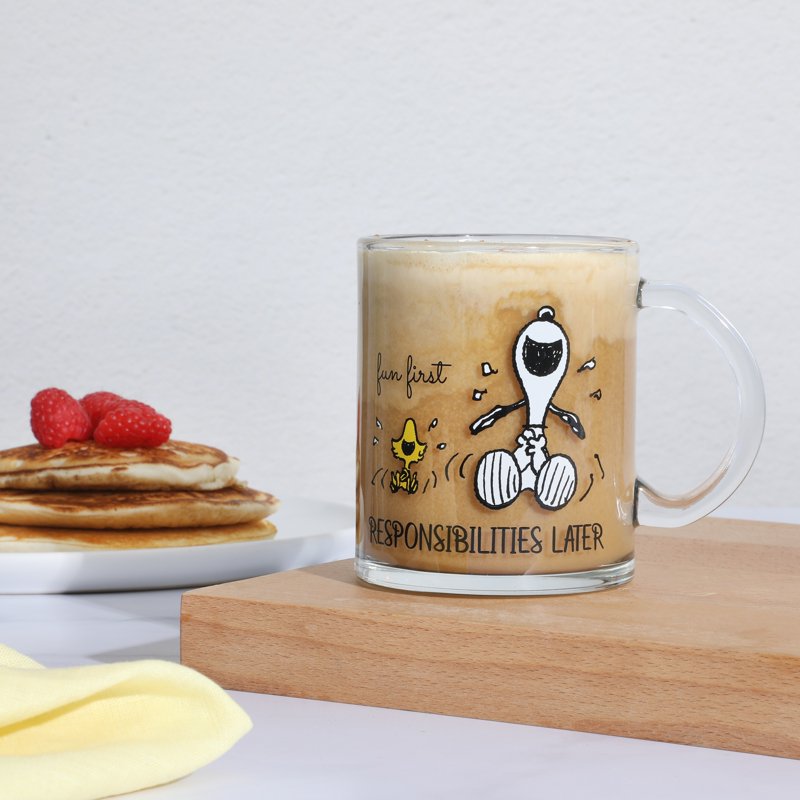 18 oz. Snoopy Fun Mug - 4 Pack, Dishwasher Safe Glass