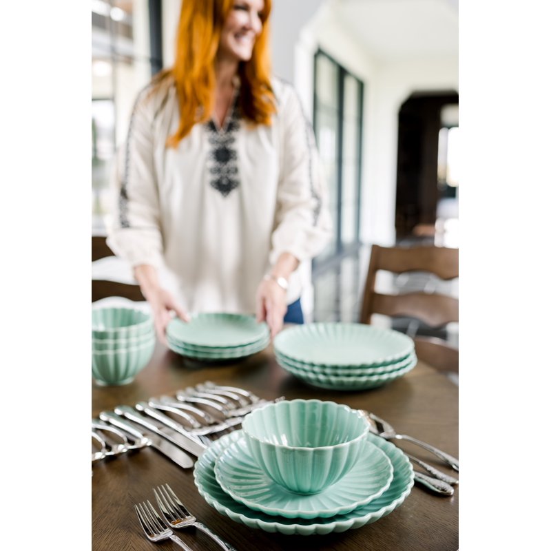 12-Piece Stoneware Dinnerware Set - Green