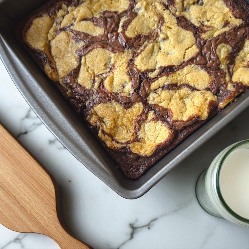 Nonstick Square Cake Pan - 9 Inch, Durable Steel Construction