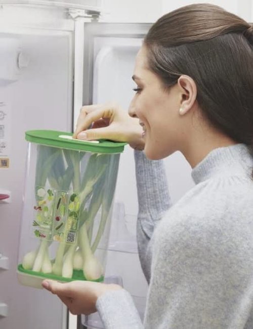 Tupperware FridgeSmart Vertical Tall Container 3.2L