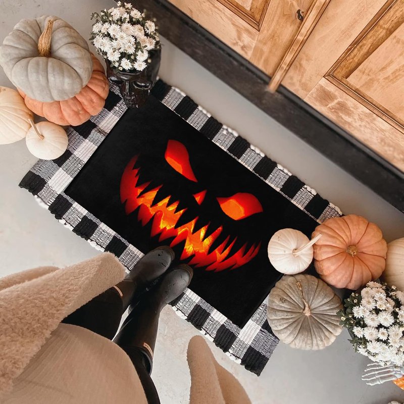 Halloween Welcome Doormat with Pumpkin Design - Non-Slip Indoor Outdoor Mat 19.7x31.5 Inches