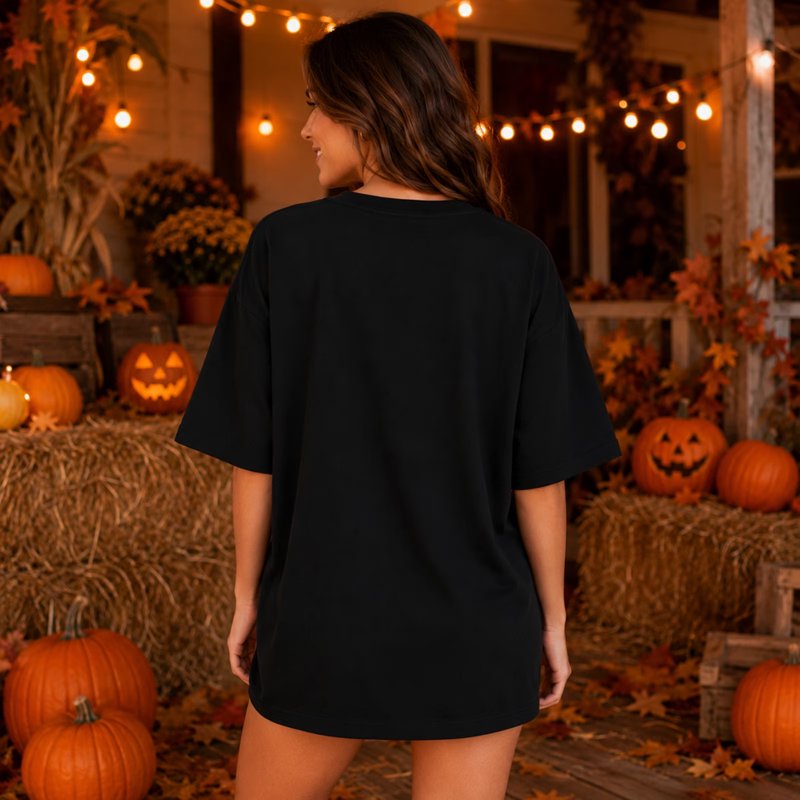 Women's Oversized Halloween T-Shirt with Ghost and Castle Graphic - Black, S