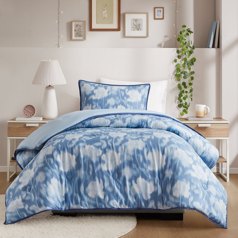 Mainstays Blurred Rose Blue Comforter Set - Twin XL, Blue Rose Variation