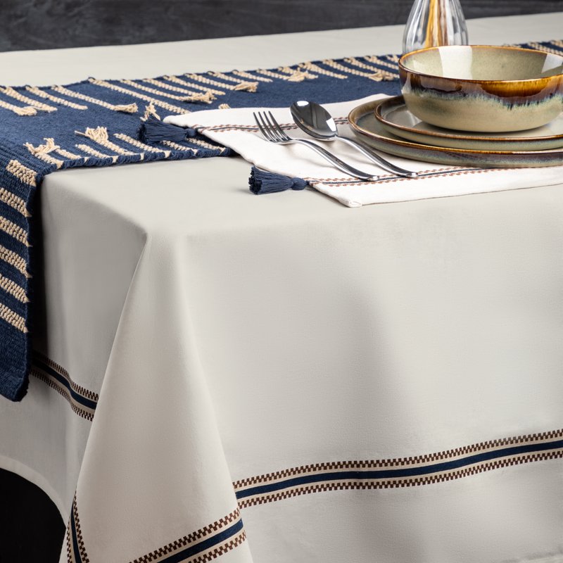 Yellowstone 102" Rectangle Tablecloth - Kayce Collection