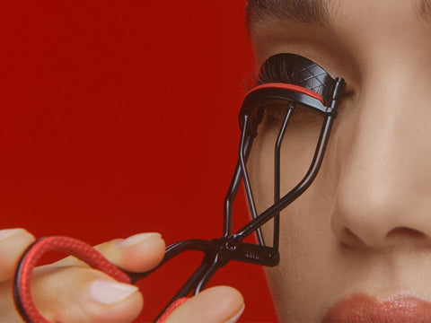 Extra Curl Lash Curler - All Day Dramatic Curl, No-Slip Grip
