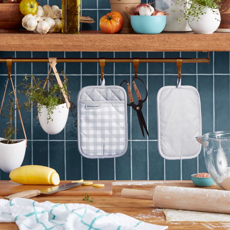 Gingham Pot Holder Set - Matte Grey, 2-Pack, 7"x10"