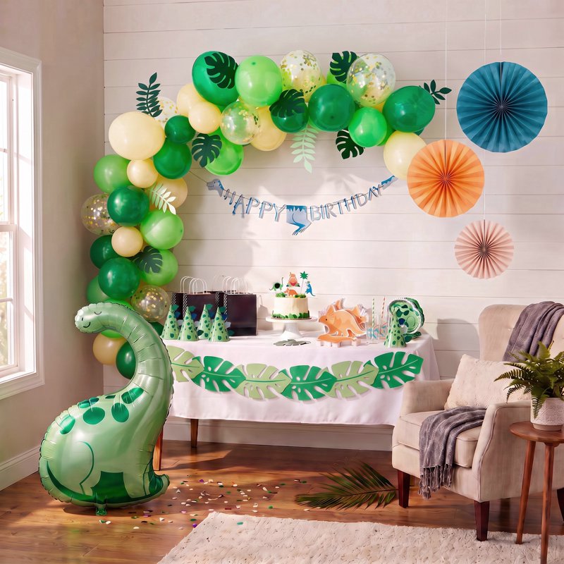 Leaf-Shaped Table Runner - Tropical Monstera Design