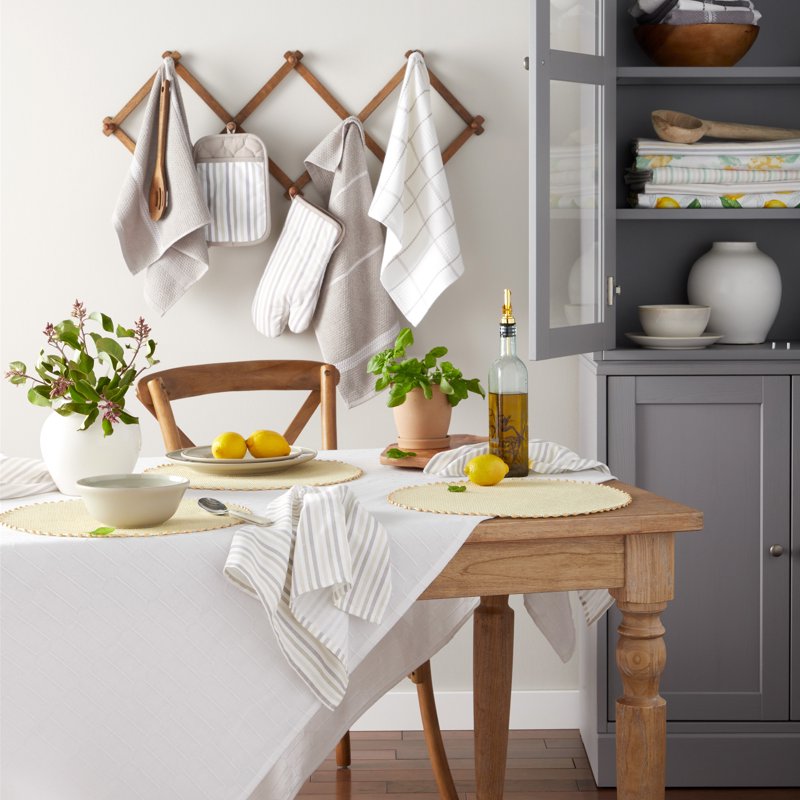 Honeycomb Fabric Tablecloth - White, 60"x102"