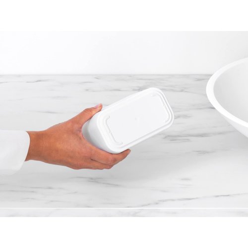 Brabantia MindSet Bathroom Small Trash Caddy (White) Hygienic Basin Top Storage Can with Swing Lid for Disposal of Used Cosmetics, Cotton Pads, Cue Tips (4 x 6 x 3)