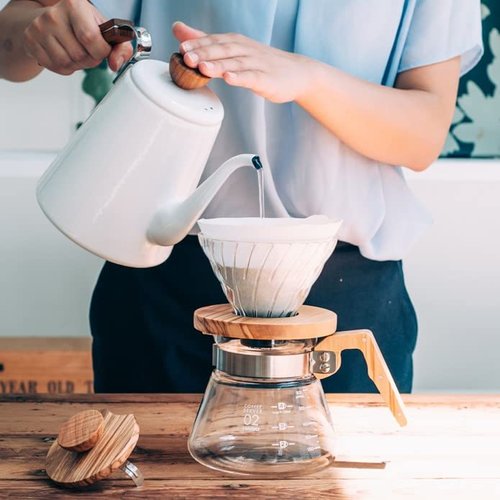 Hario V60 Olive Wood Coffee Server, 600ml