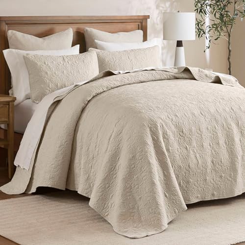 Madison Park Quebec King Size Quilt Bedding Set - Cream , Damask – 3 Piece Bedding Quilt Coverlets – Ultra Soft Microfiber Bed Quilts Quilted Coverlet