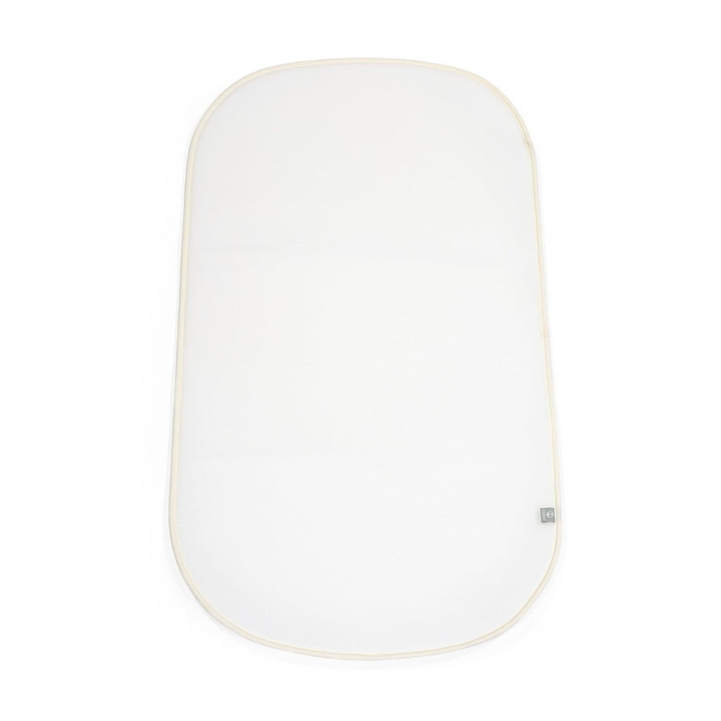 Stokke Snoozi Protection Sheet, White - Protects Your Mattress from Incidents & Spills - 100% Polyester - Machine Washable