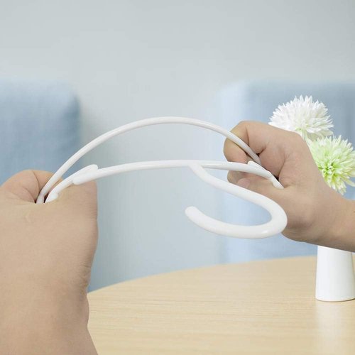 GoodtoU Baby Hangers - 100-Pack Plastic Clothes Hangers for Infants & Toddlers | Space-Saving Design