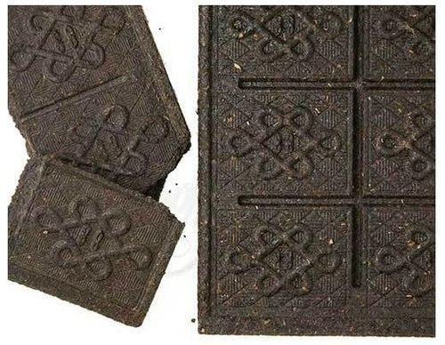 The Metropolitan Tea Company Small Black Tea Brick 500g / 1.1lbs