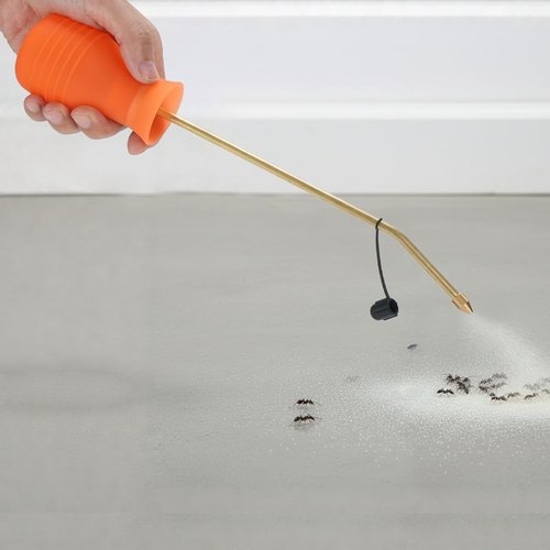 Diatomaceous Earth Bulb Duster by [Brand Name] - Large Powder Applicator in Orange | Efficient Dusting Tool