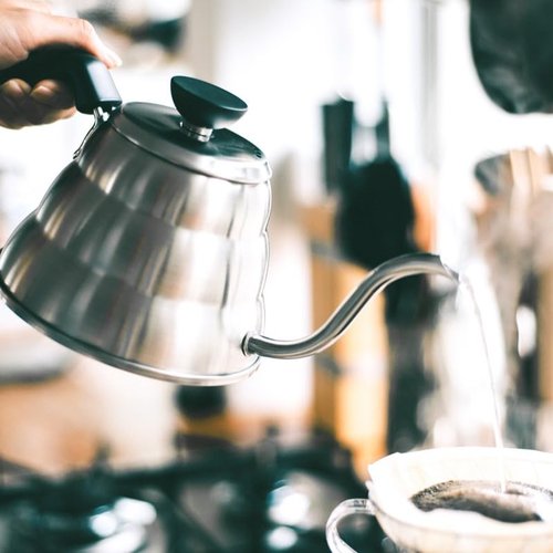 Hario V60 "Buono" Drip Kettle Stovetop Gooseneck Coffee Kettle