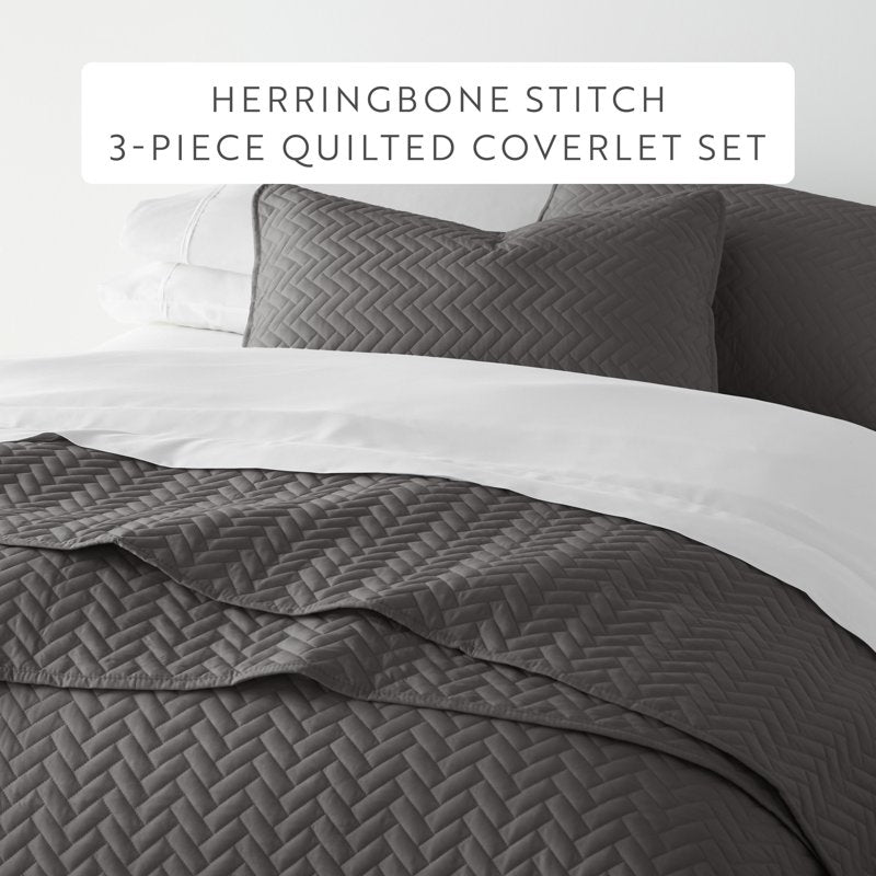 Queen/Full Gray Herring Pattern Quilted Coverlet Set with Shams - Soft & Durable Bedding