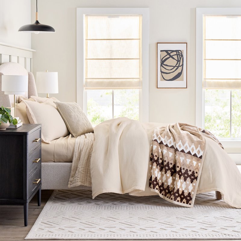 Full/Queen Crinkled Gauze Comforter Set - All-Season, 3-Piece, Cream - Variation of THIS listing