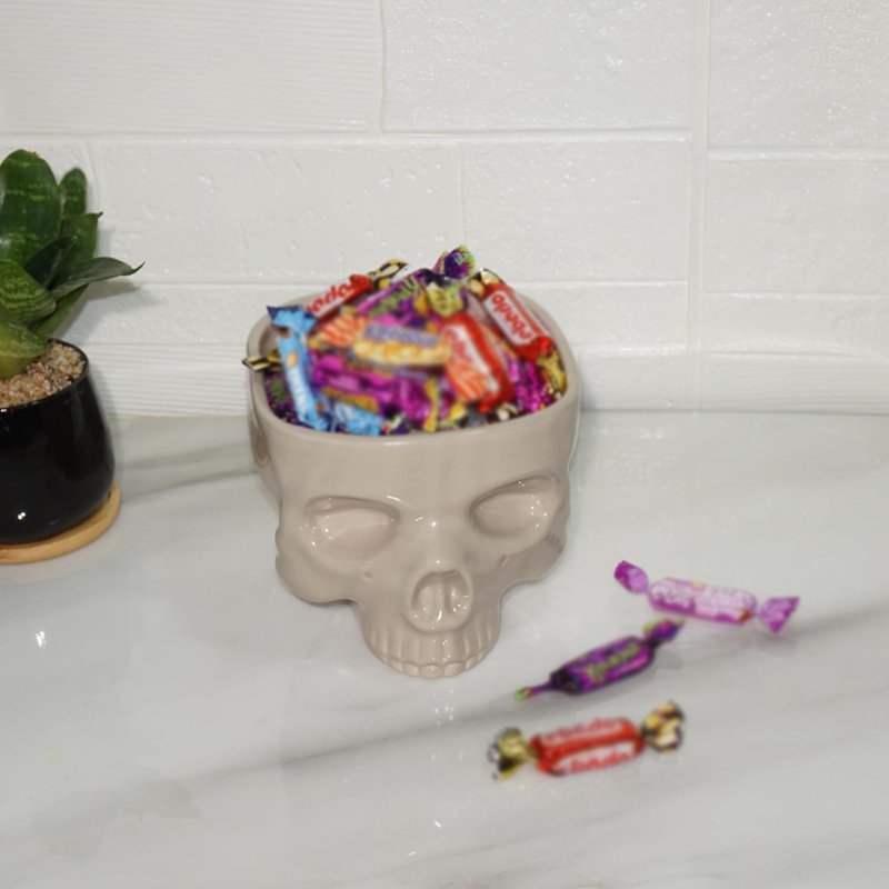 White Ceramic Skull Bowl 11x10x8.9cm 300ML Gothic Skull Serving Bowl for Halloween & Home Decor