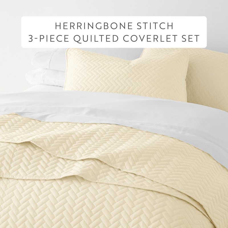 King Yellow Herring Pattern Quilted Coverlet Set with Shams - Noble Linens