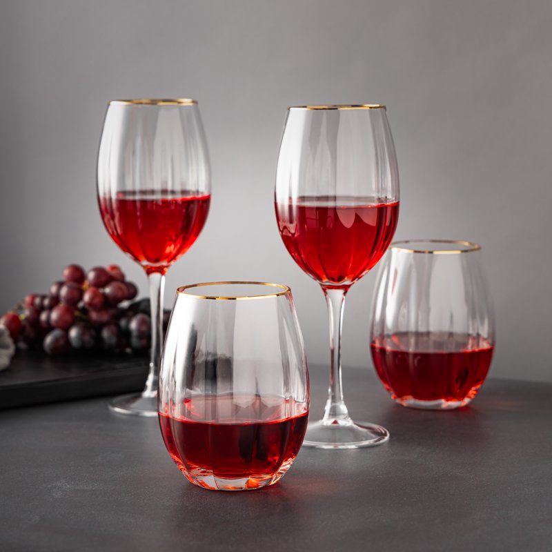 Scalloped Wine Glass Set with Gold Rim - 4 Piece