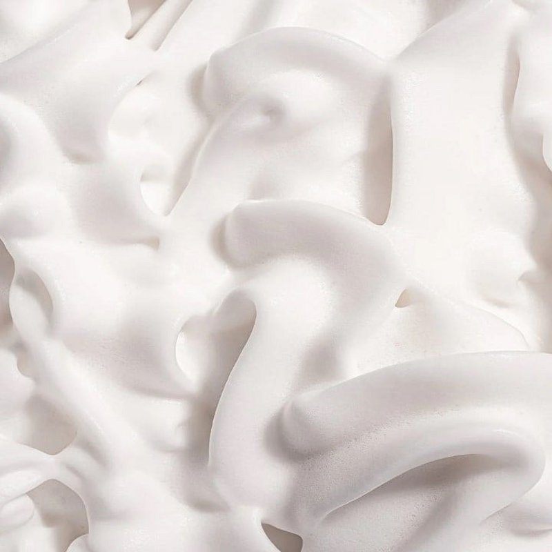 Strawberries & Cream Whipped Shower Foam - Hydrating Body Wash