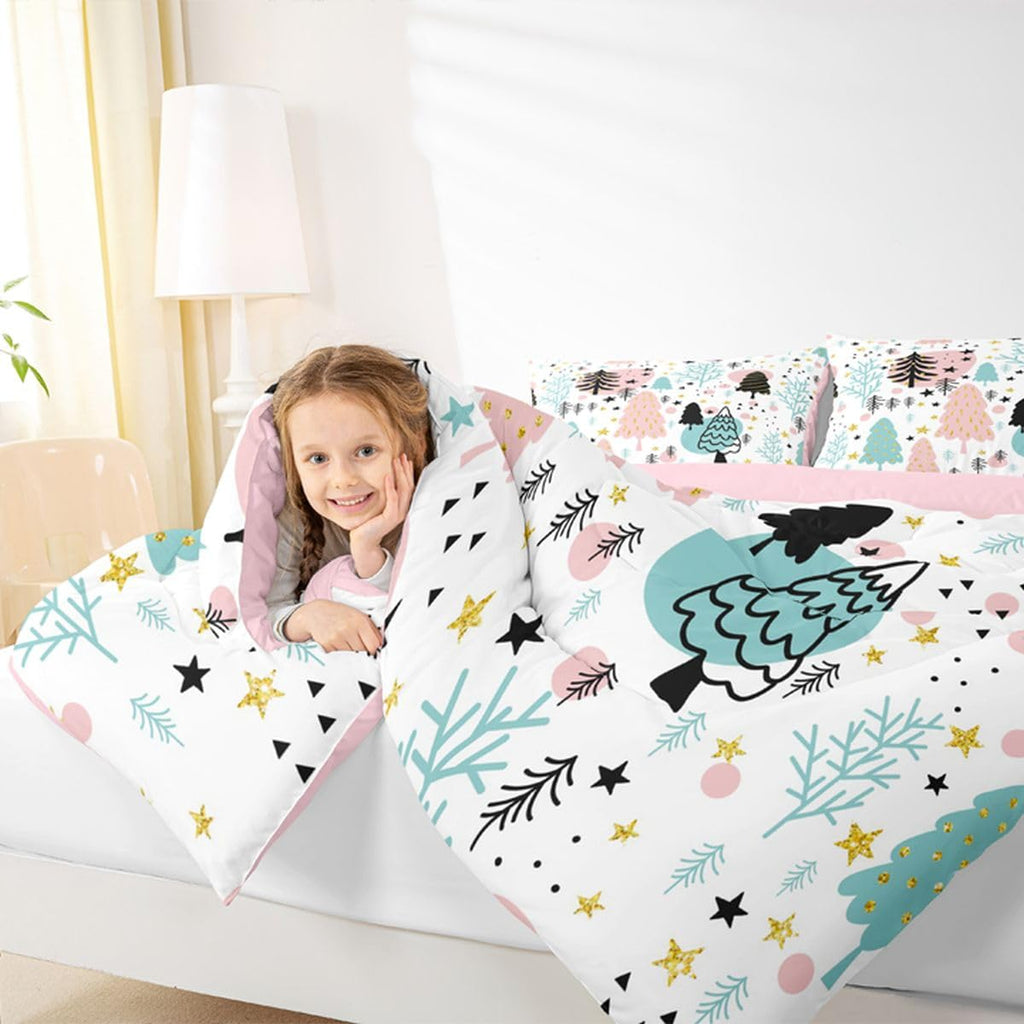 Xmas Comforter Set Queen Size Merry Christmas Bedding Winter Themed Bedding Comforter Sets Pine Snowflake Print Duvet Sets for Boys Girls Kids Happy New Year Gifts Christmas Decor Quilt 3 Piece